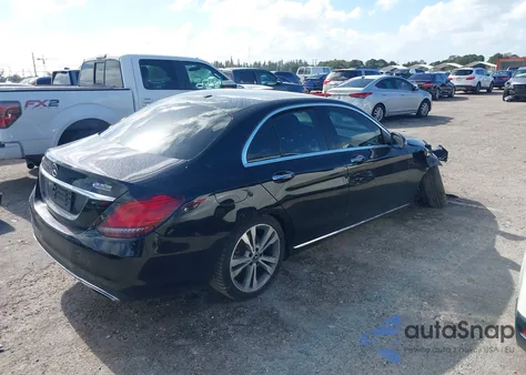 2019 Mercedes-Benz C 300 from USA, damaged, VIN 55SWF8DBXKU315359